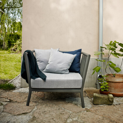 TRADITION LOUNGE CHAIR | The Room Living