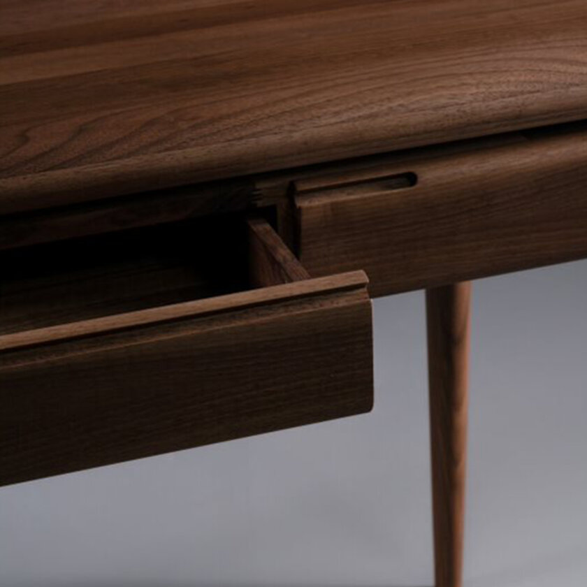 LATUS CONSOLE TABLE | The Room Living
